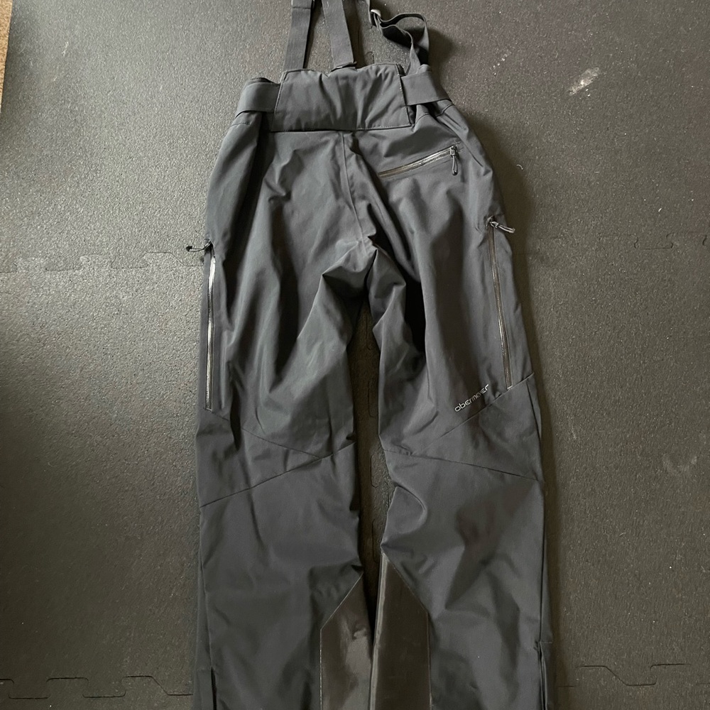 Women’s Obermeyer ski pants size 4
